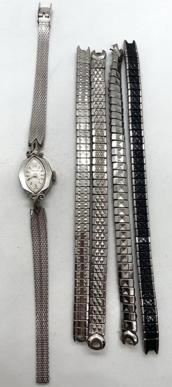 CROTON SWISS VTG Ladies Watch Manual Wind Works 2 Diamonds 1/20 10k GF Band ++++