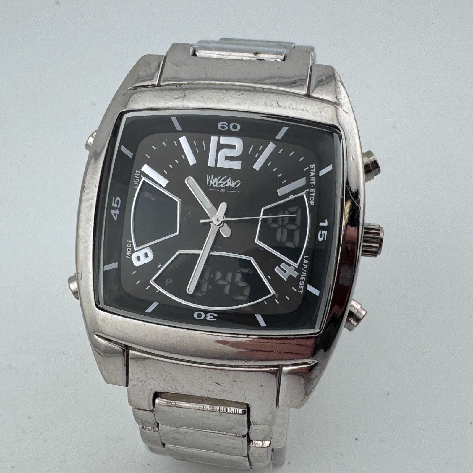 Mossimo Japan Analog Digital Watch Men Silver Barrel Alarm Chrono New Batter 7″