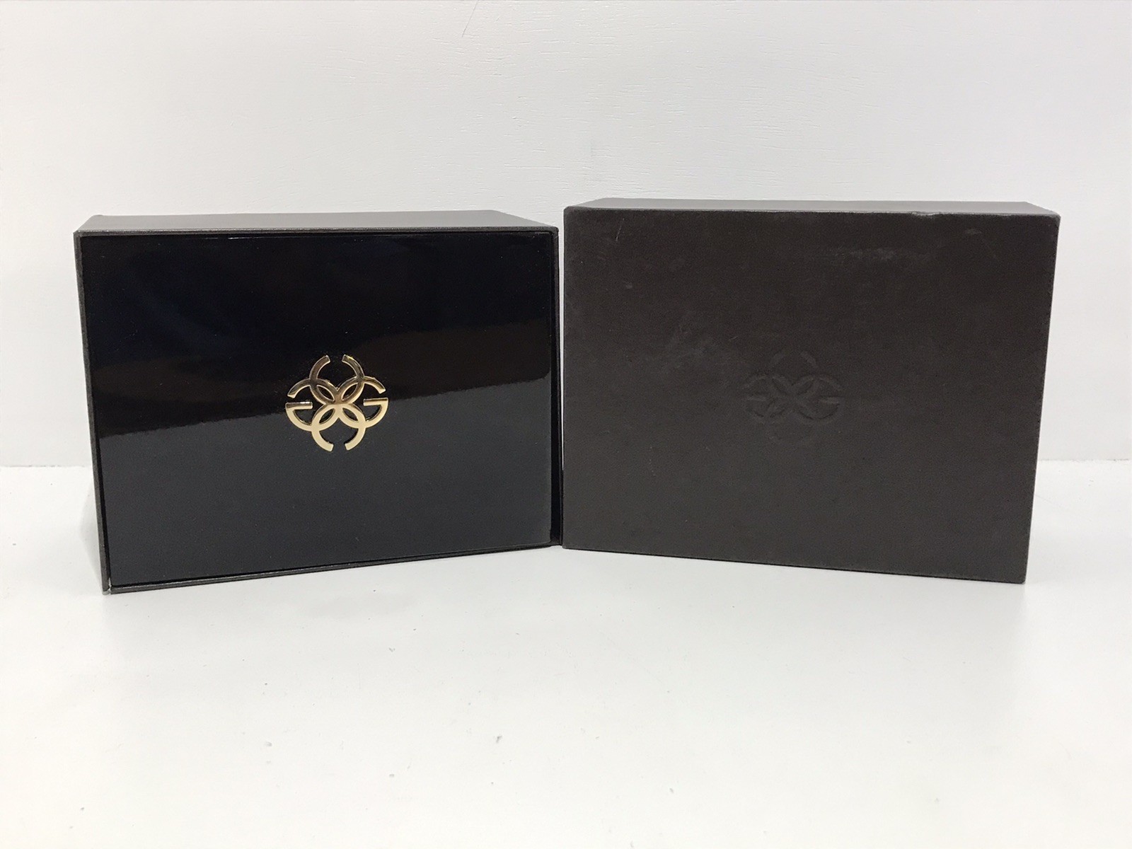 GOLDEN CONCEPT Apple Watch Case EV-44
