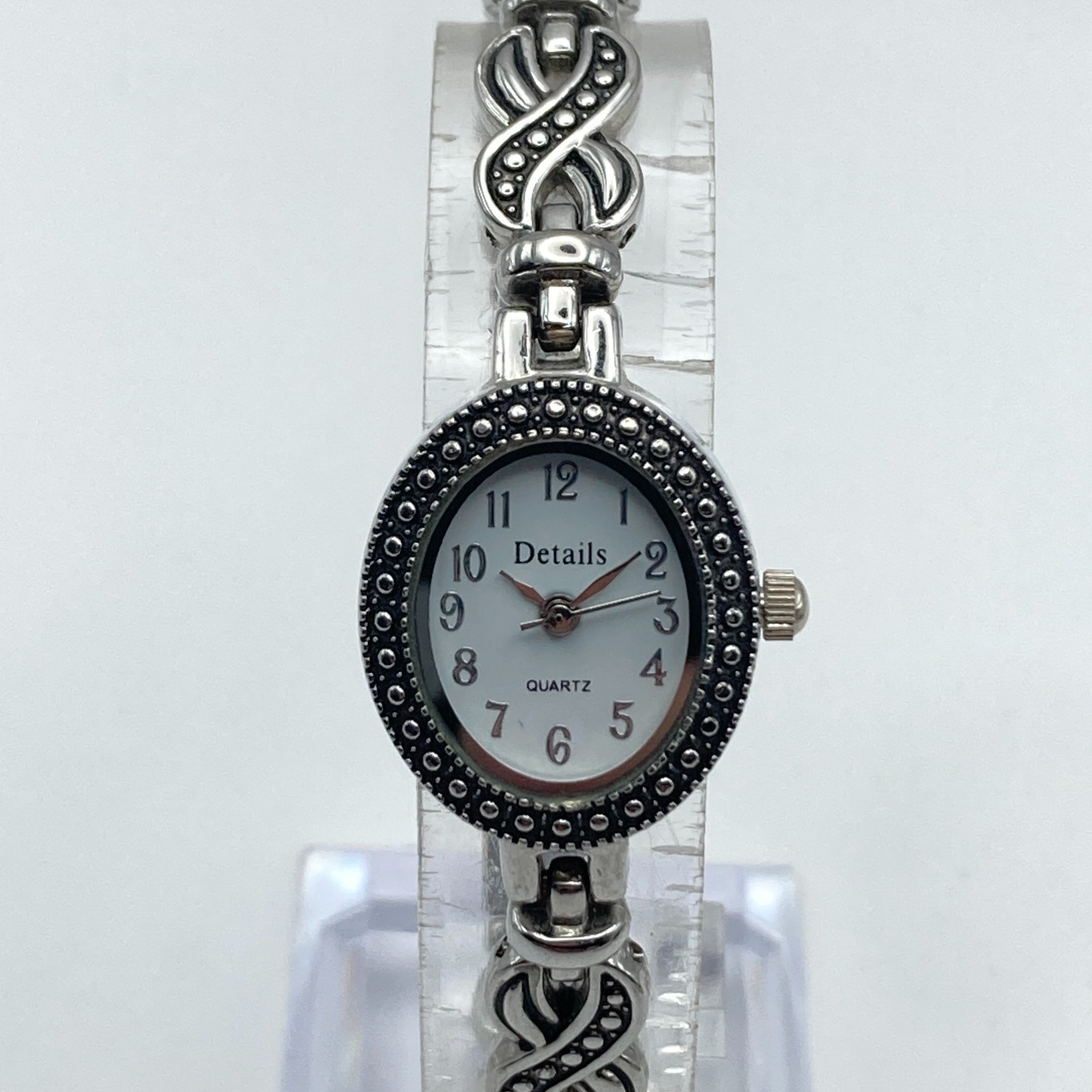 Details Women’s Watch 20mm Silver Tone Oval w/Extender New Battery 6.75″