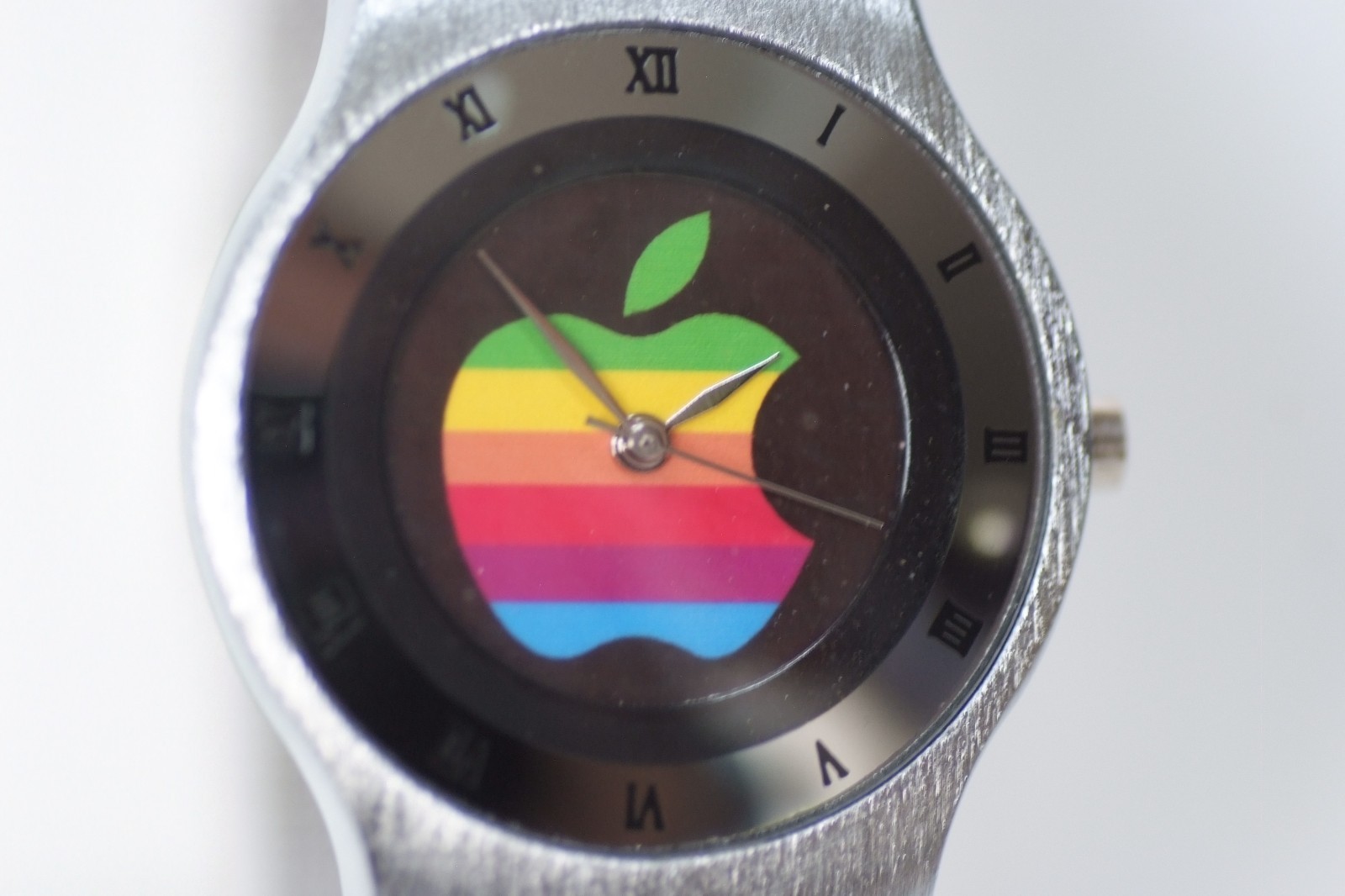 Rare Vintage Apple Stainless Steel Novelty Promo Watch Macintosh Rainbow