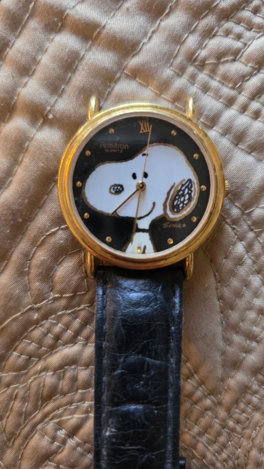 Vintage Armitron Snoopy Peanuts Quartz Watch – Gold Tone, Black Dial & Strap