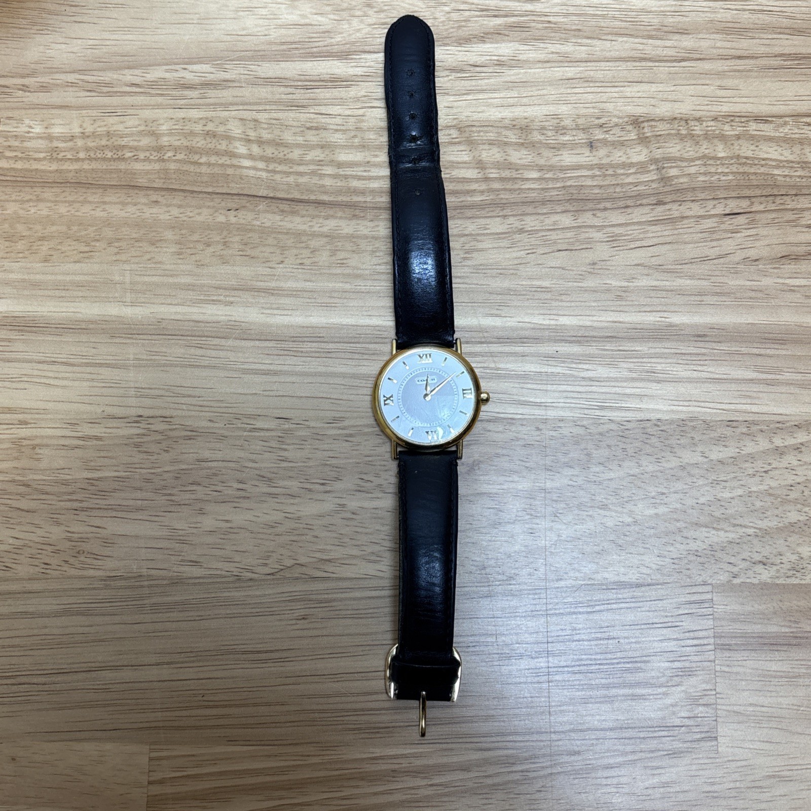 COACH WRISTWATCH WHITE, ROMAN NUMERAL AND STICK DIAL #0804 With Leather Strap