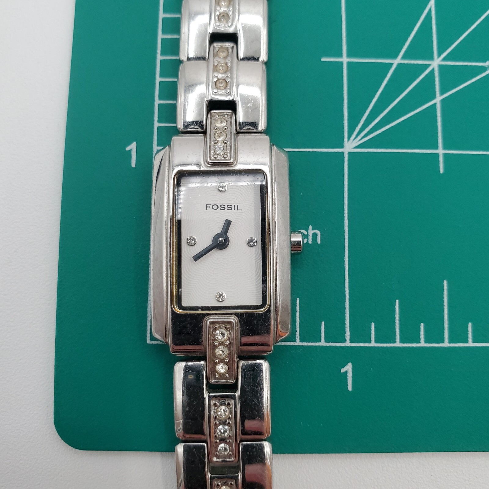 Fossil F2 Womens Watch 6.5in Silver Tone Crystal Band NEEDS BATTERY READ