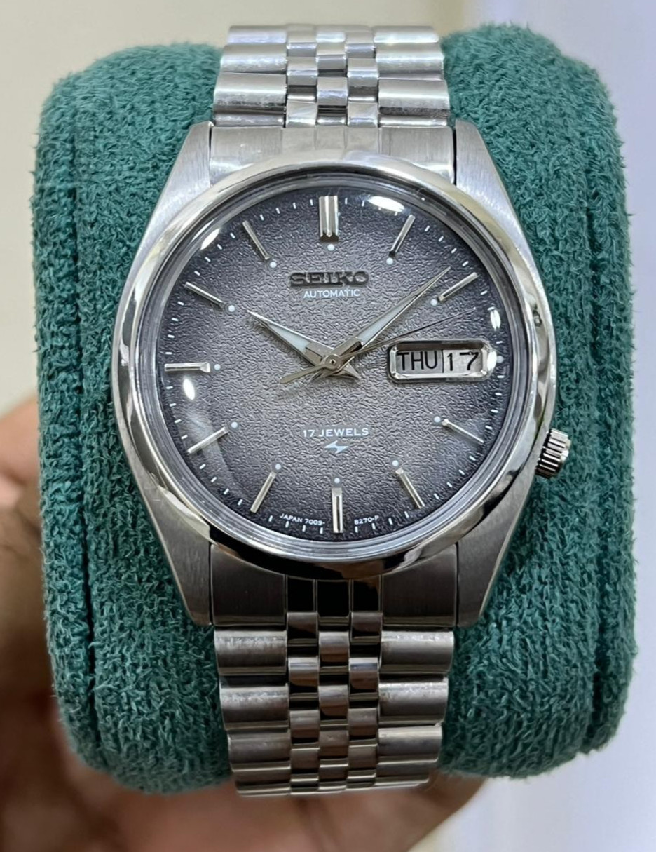 Seiko 5 Automatic Texture Gray Dial 🩶 Mens Watch Japan Made 7009