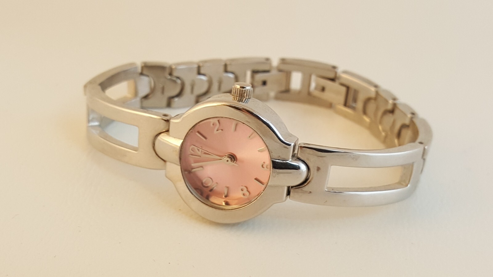 Xhilaration watchpink face Japan movt FMDX105 68
