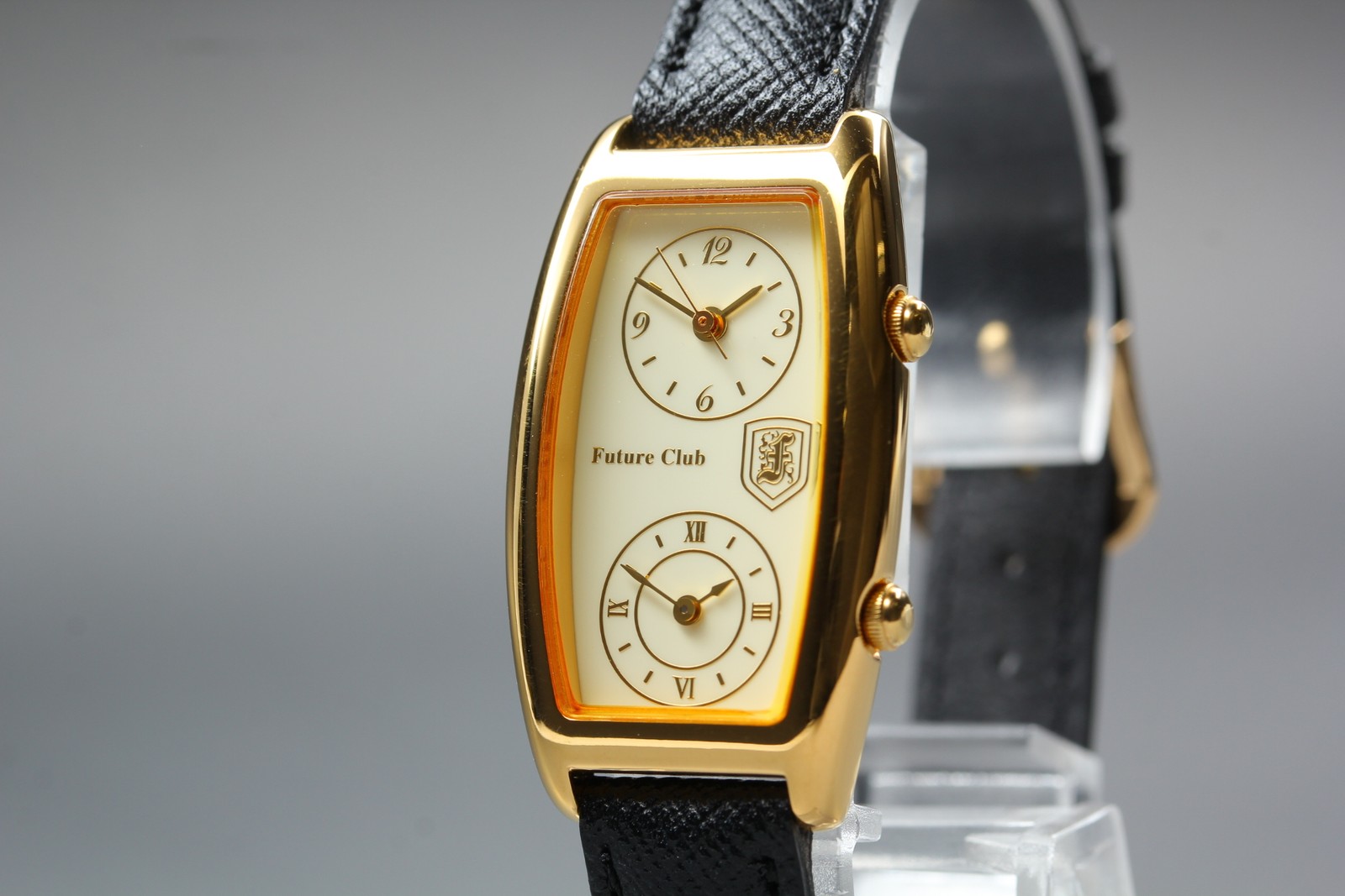 Vtg 1985 Future Club FC-020 Dual Time Gold Tonneau Quartz Womens Watch JAPAN