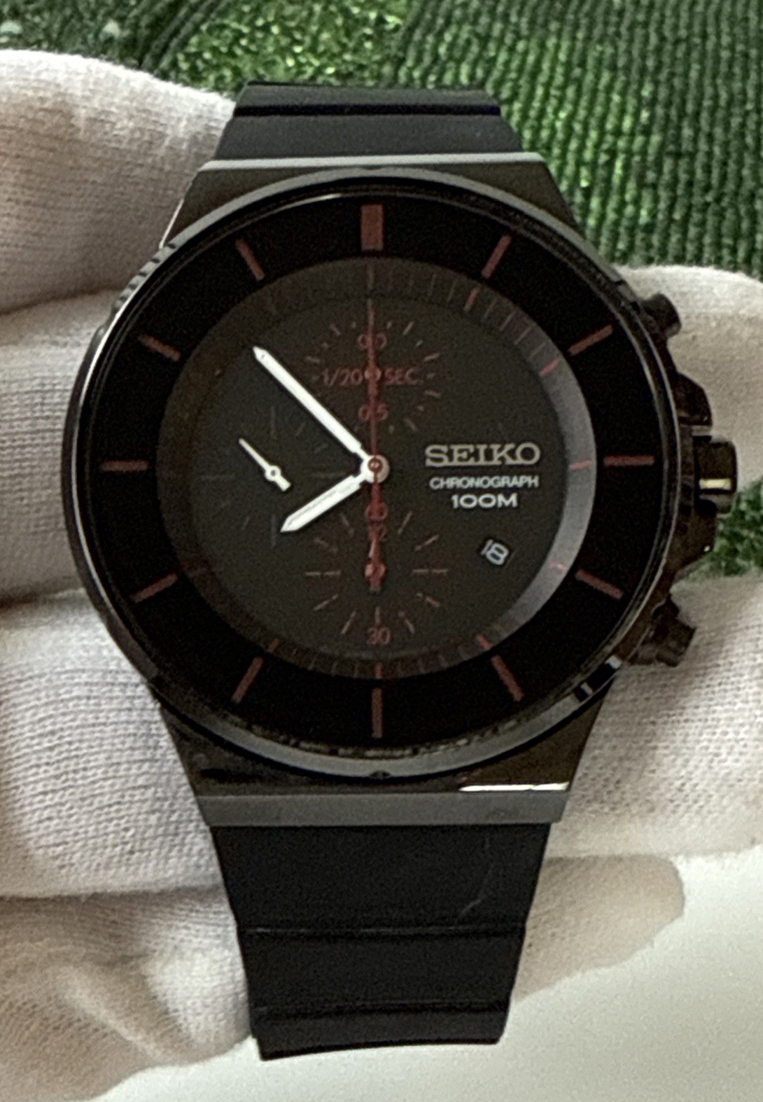 Seiko Chronograph 100m Rubber Band Men’s Watch SNDD61P1 Mint