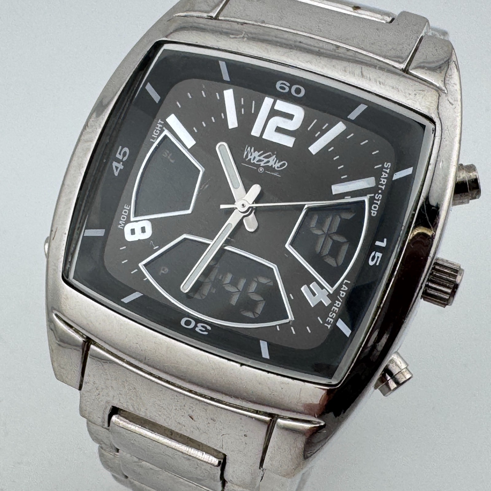 Mossimo Japan Analog Digital Watch Men Silver Barrel Alarm Chrono New Batter 7″