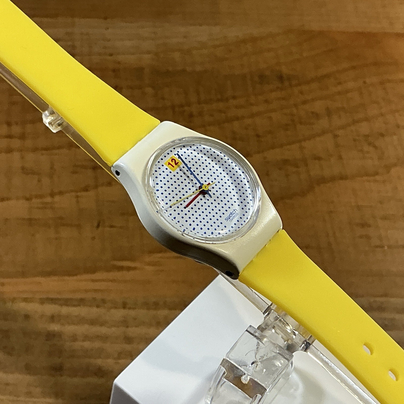 LADIES – DOTTED SWISS – 1985 – 1980’s – PETITE – NEW STRAP – 25mm