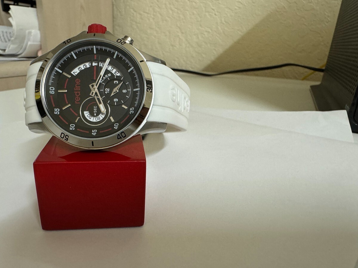 Unisex red line 50021-02-WHT Tech black Dial White Silicone band watch