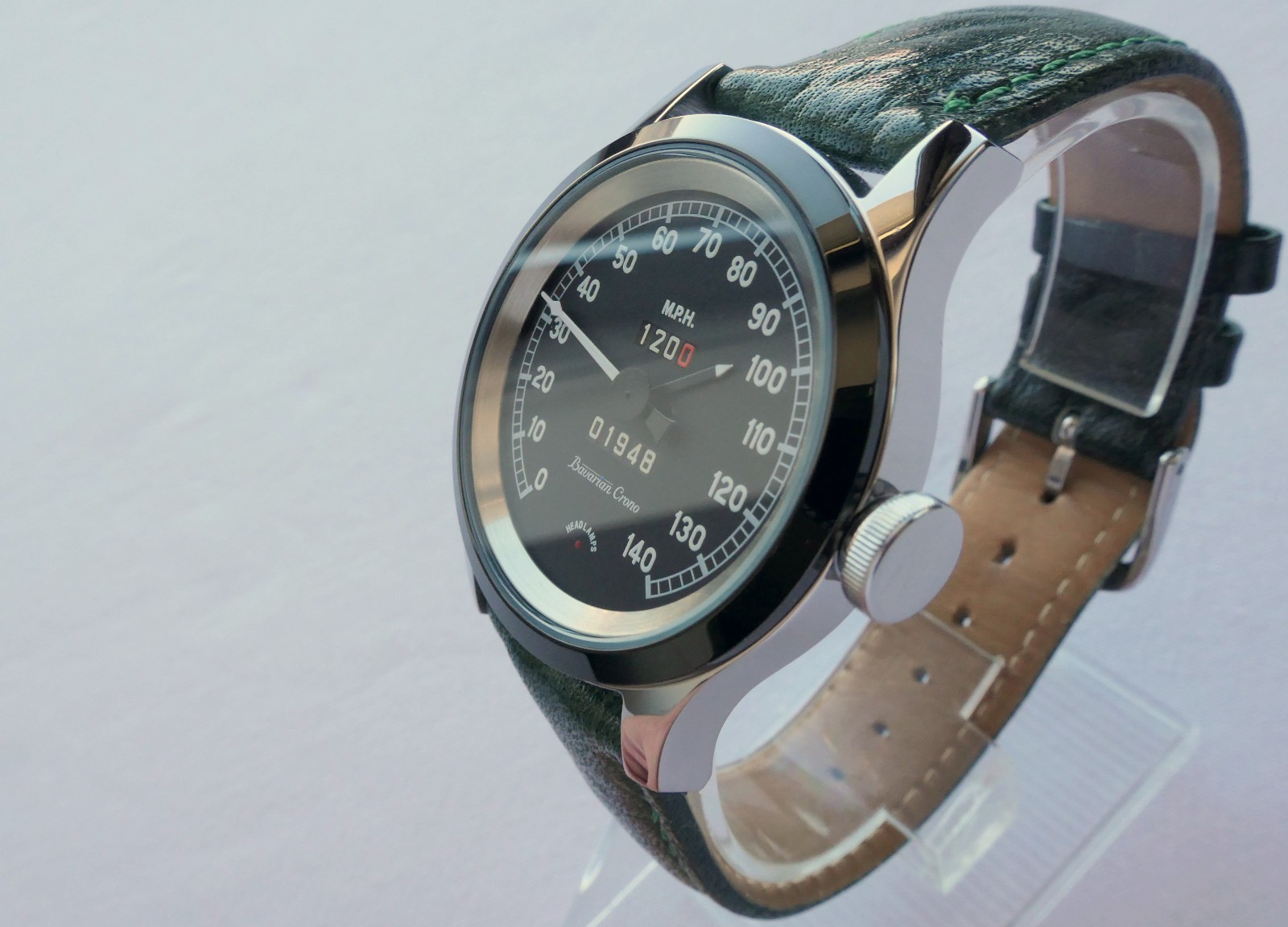 Jaguar XK120 XK 120 Classic British Sport Car Speedometer Accessory Swiss Watch
