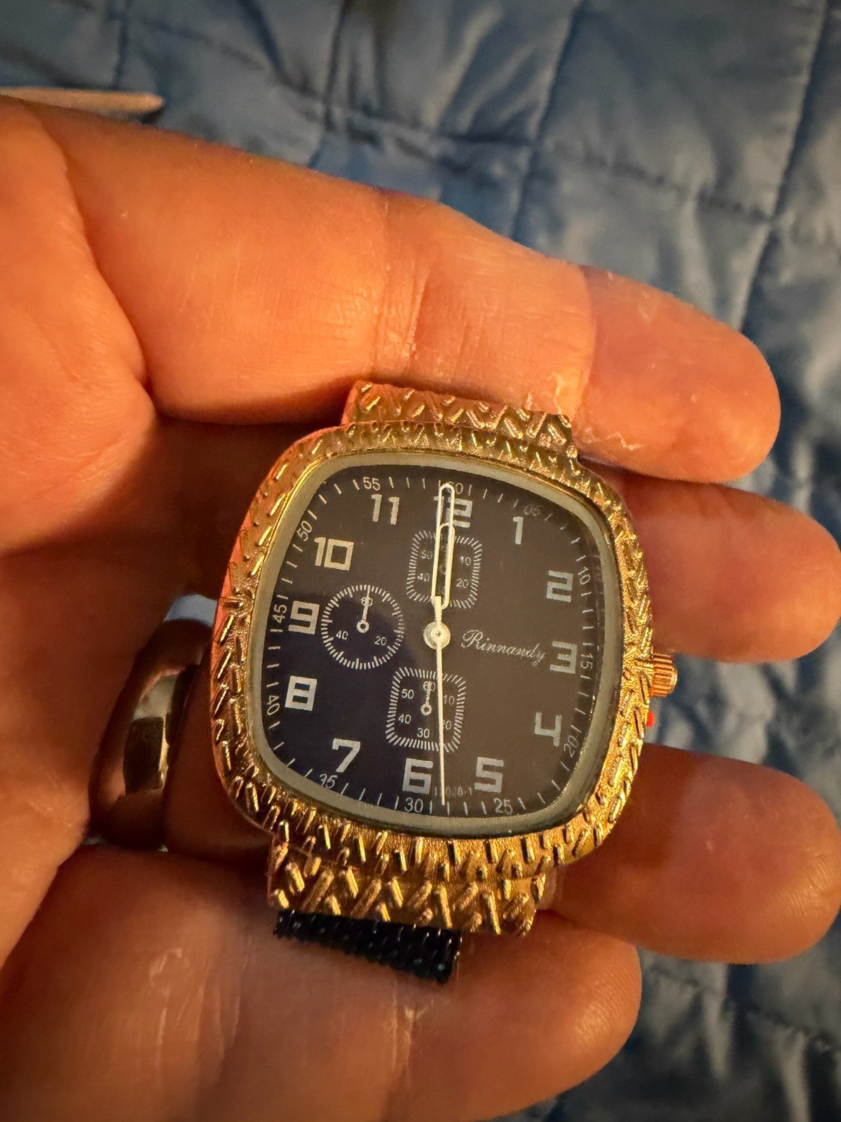 Watch with magnetic band