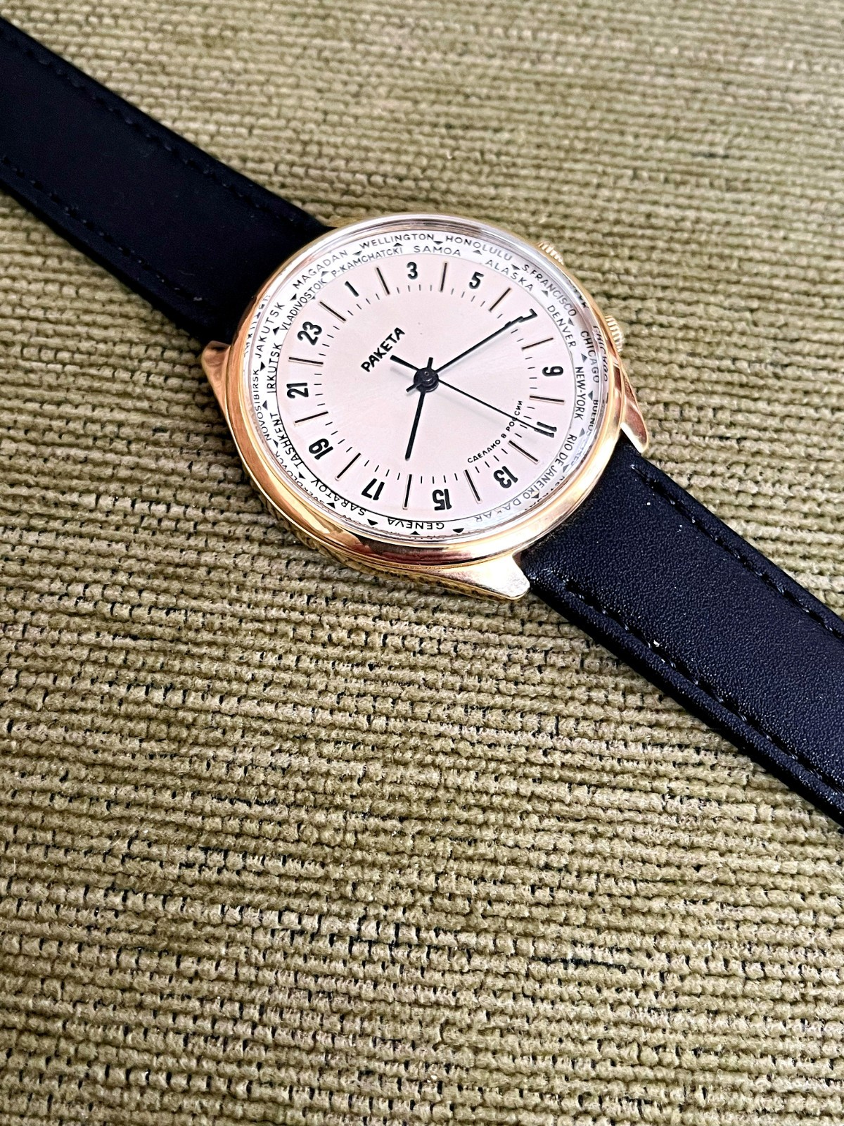 Mechanical wristwatch RAKETA 24 hours, Soviet USSR, 2623.H Polar