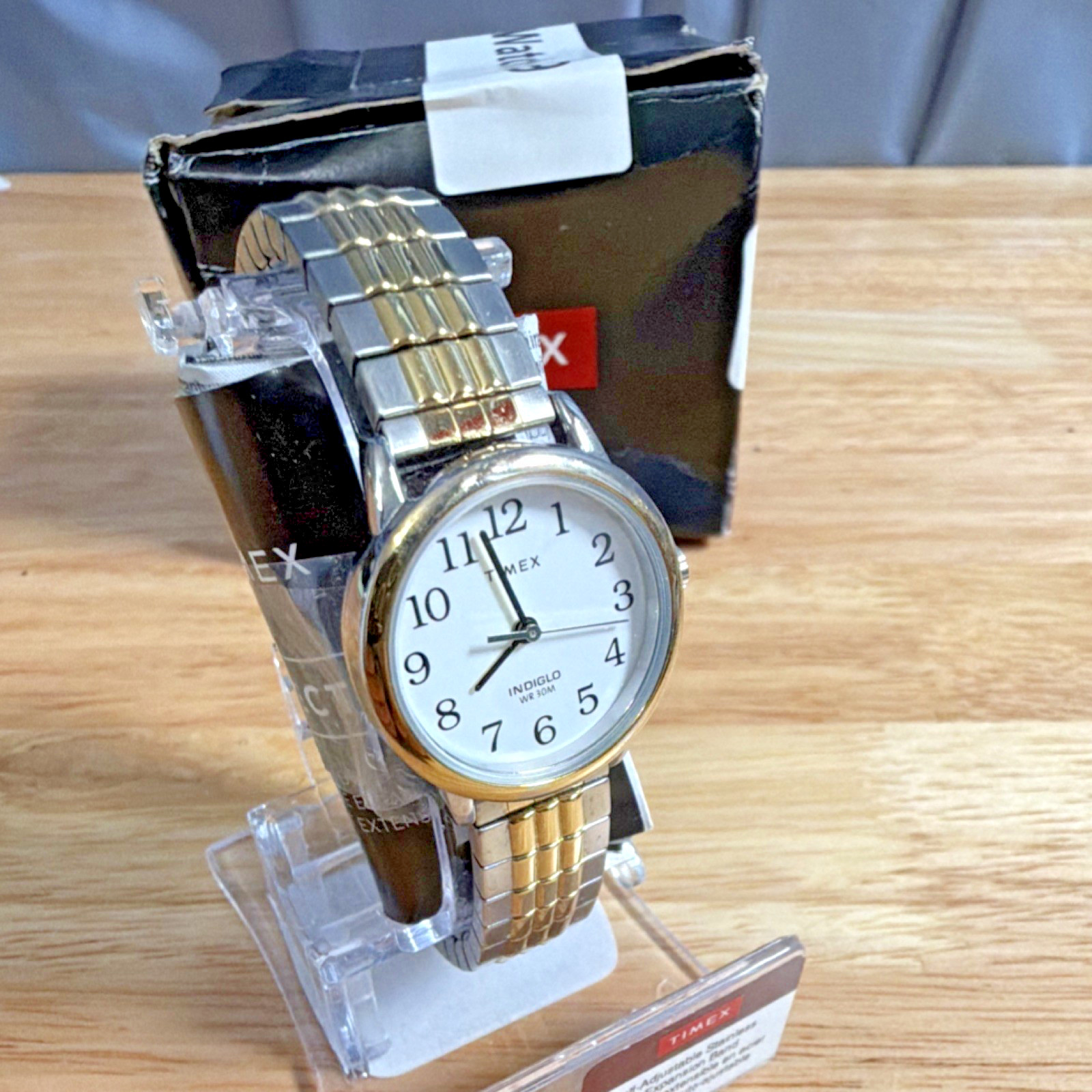 Timex Indiglo WR30M Quartz Analog White Dial Gold/Silver Bracelet Orig Box