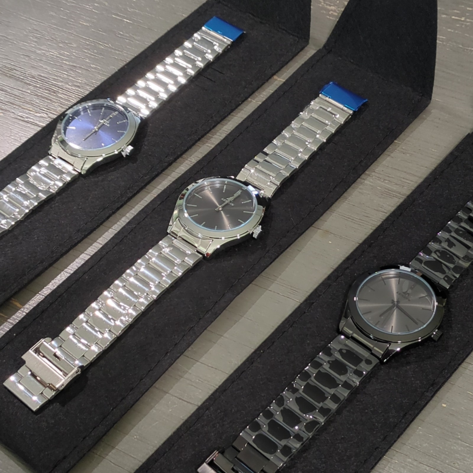 LOT of Men’s Metal Band watches classic look great styles ADJUSTABLE