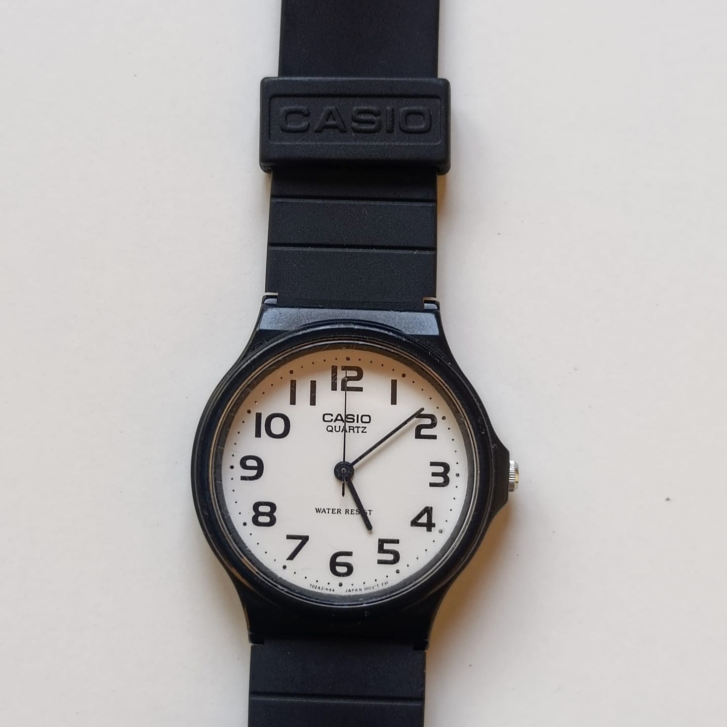 Casio Classic MQ-24 Unisex Black Resin Watch – White Dial – Water Resistant [133