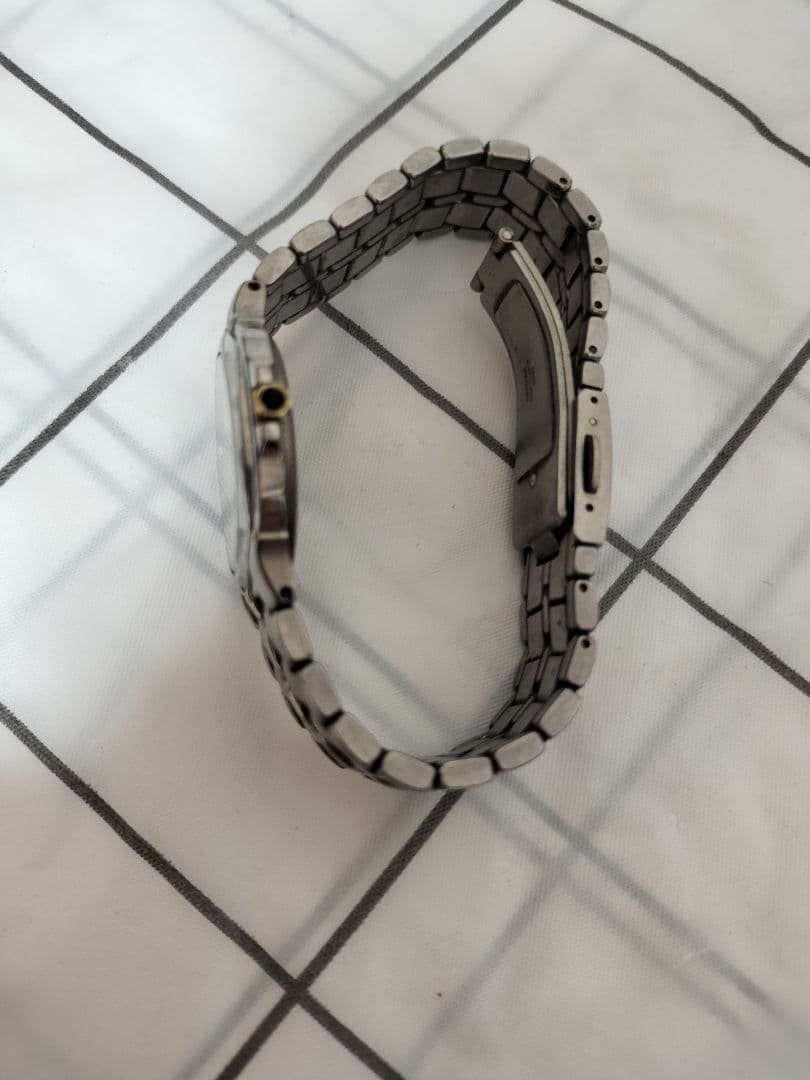 Excellent condition CITIZEN EXCEED 0330 titanium watch. 【USED】