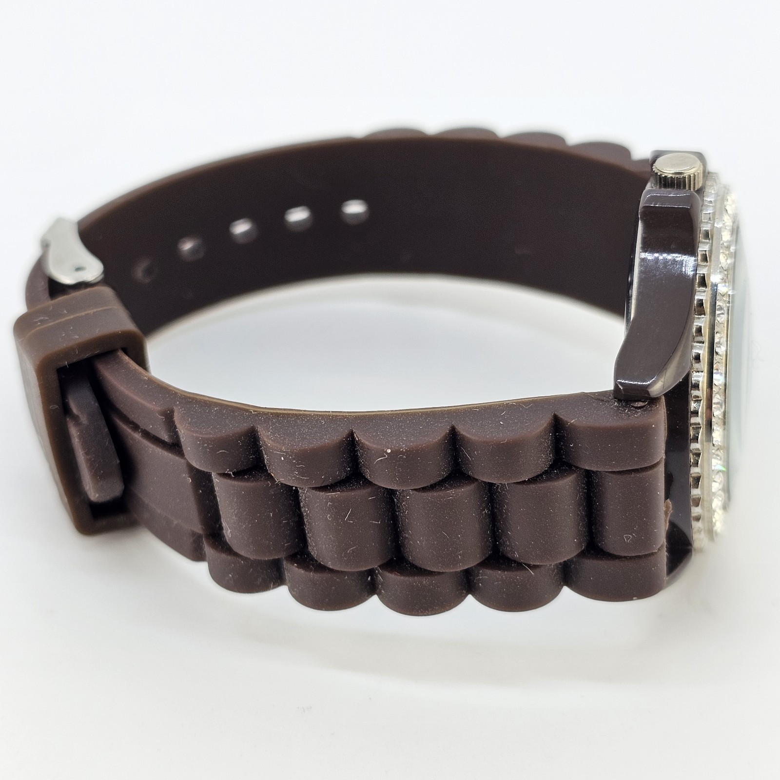 38MM Women’s Watch Dark Brown Dial Dark Brown Plastic Bands NEW Battery