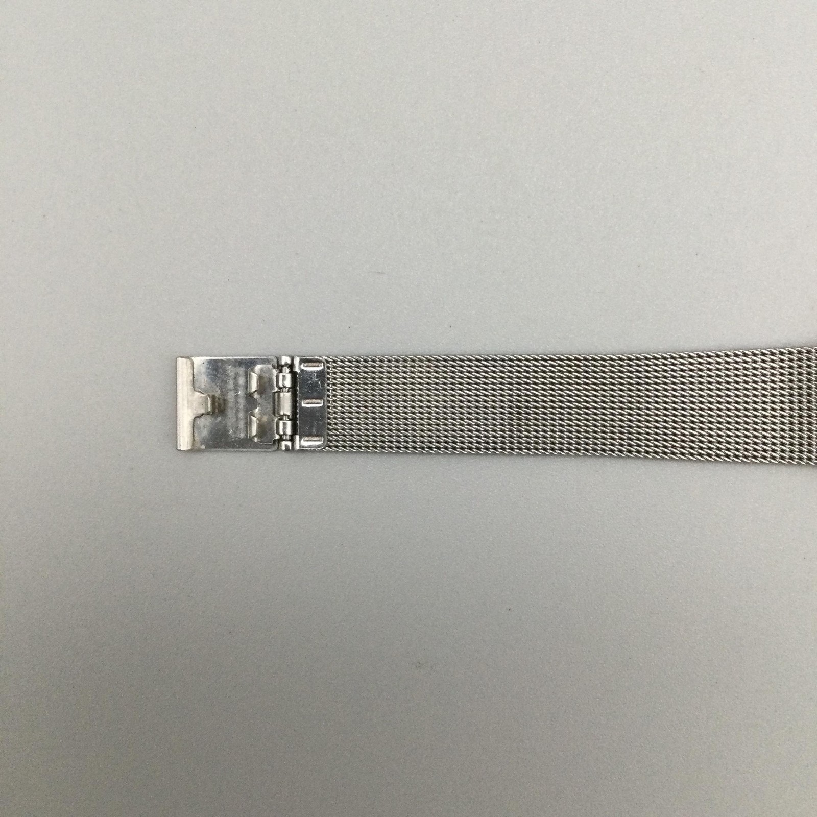 Skagen Womens Watch 28mm Two Tone Silver Dial Mesh Steel Date 16SGS New Battery