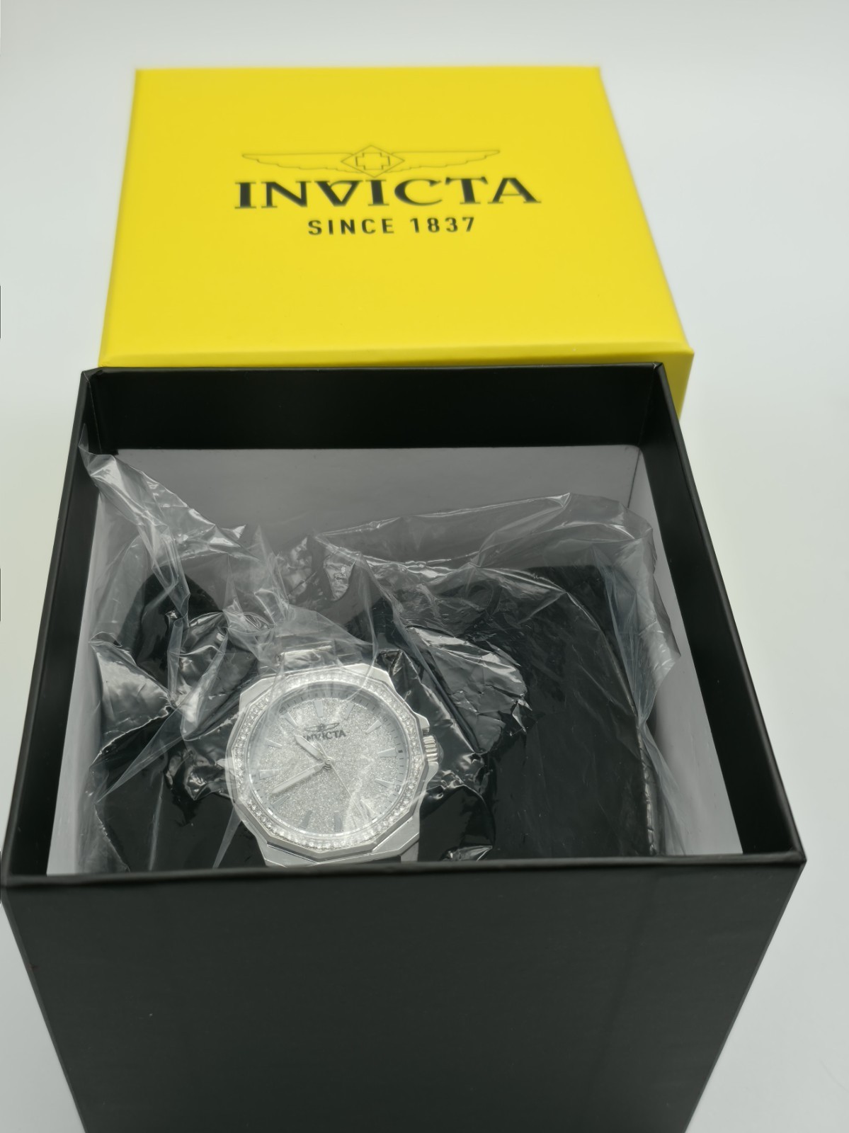 Invicta Speedway Womens Watch 34MM Case Crystal Bezel Glitter Silver Dial 49128
