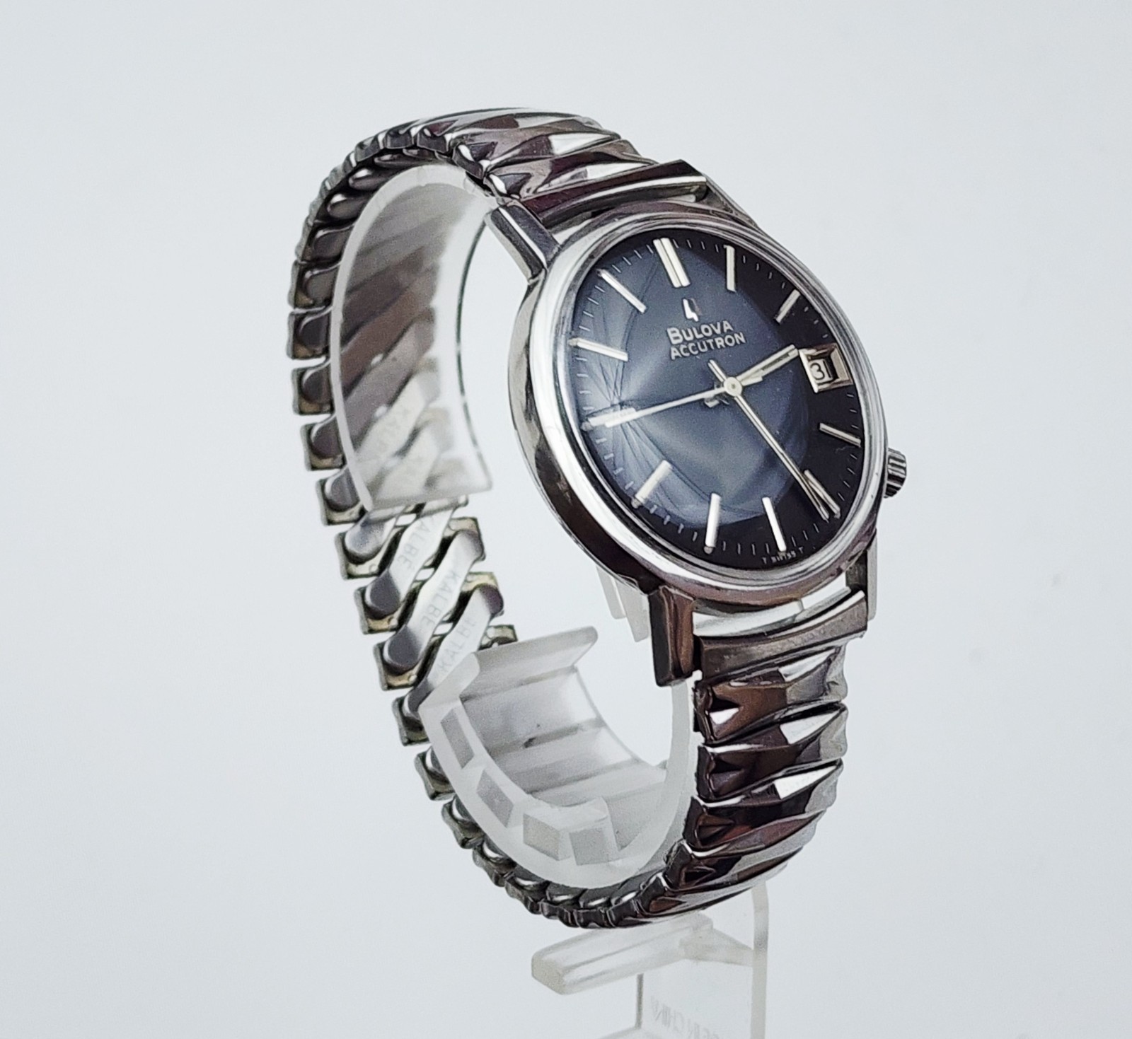 Men’s Vintage 1968 TUNING FORK Watch BULOVA ACCUTRON Cal.2181