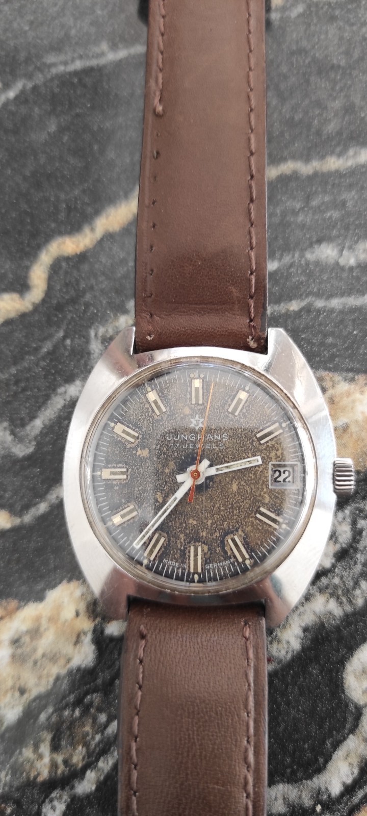 Rare Vintage Junghans 17 Jewels Cal. 620.52 Manual 1974 Tropical Patina Watch