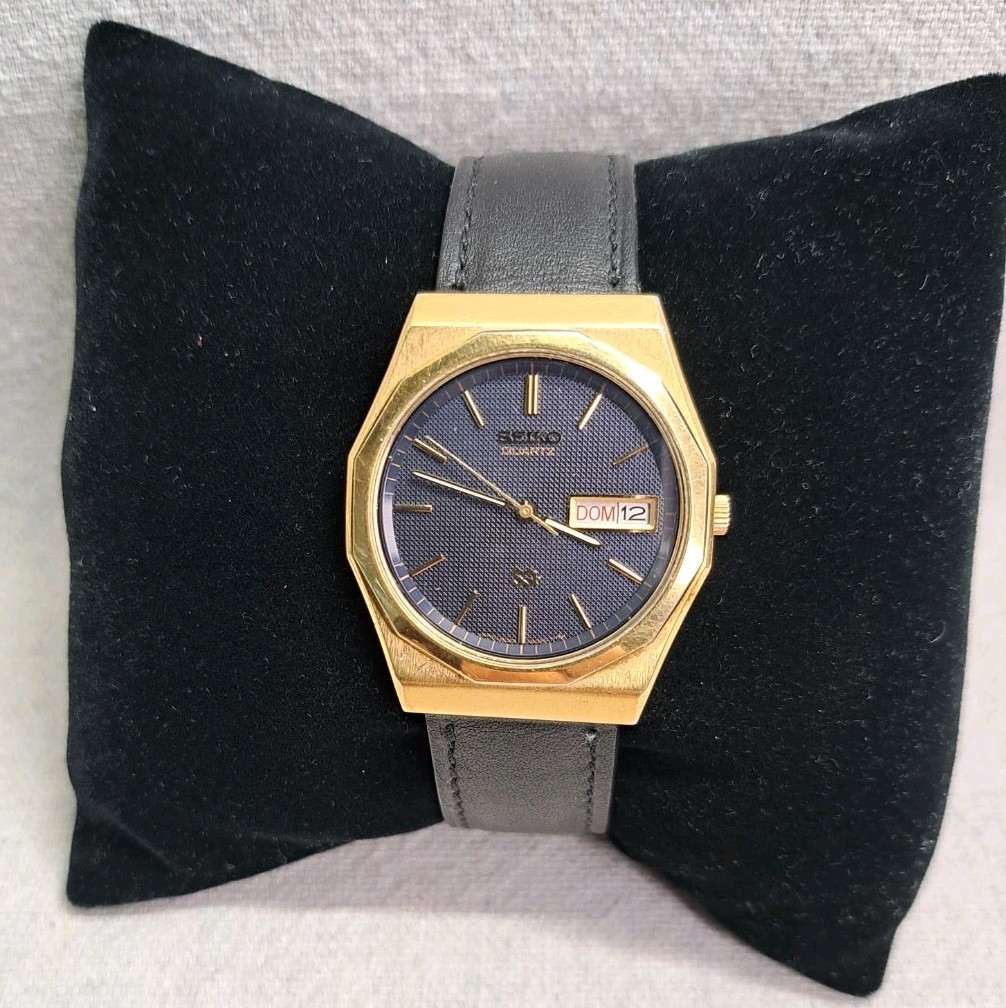 Vintage 1980s Seiko Quartz SQ 8C23-6059 A4 Waffle Pie Pan Day Date Watch Runs