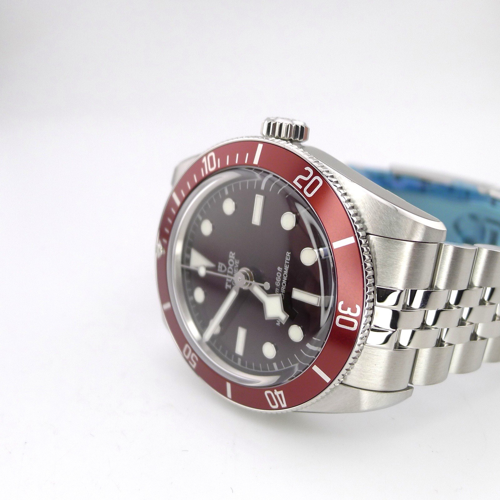 New Unworn 2026 Tudor Black Bay 58 Bordeaux red Dial And Bezel