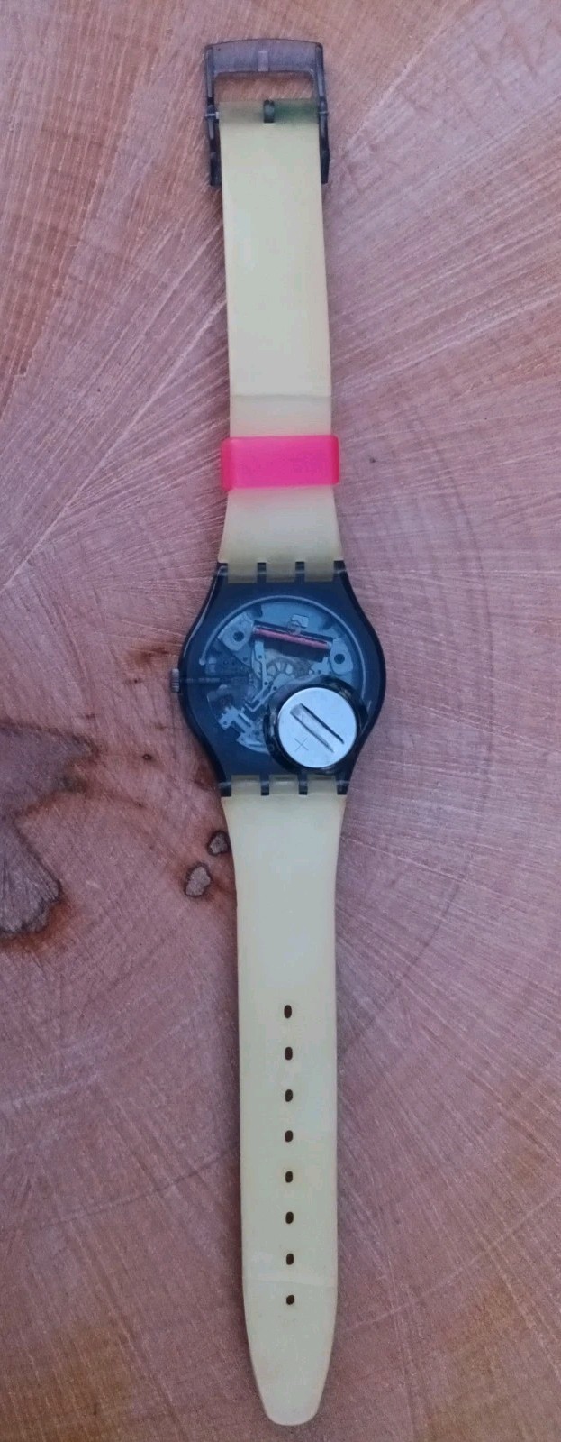 SWATCH WATCH GM111 SARI 1993 COLOURFUL DESIGN WITH HINDU MOTIFS ON THE STRAP
