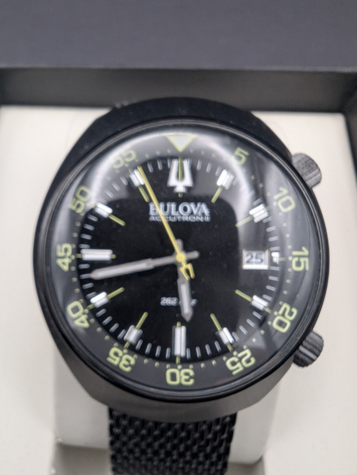 Bulova Men’s 98B247 Accutron II Analog Japanese Quartz Black Watc 41 mm NEW
