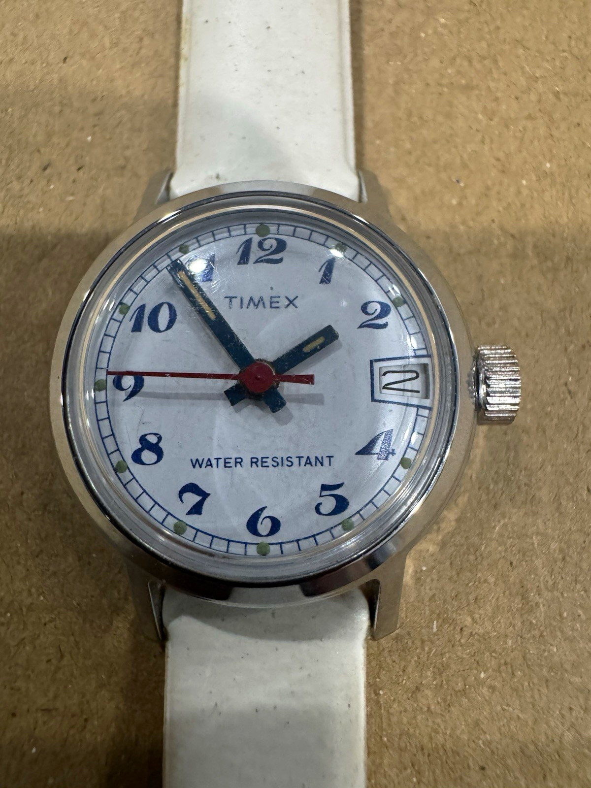 Timex Women’s Manual Wind 17J Date White Dial white Leather Strap 22mm case