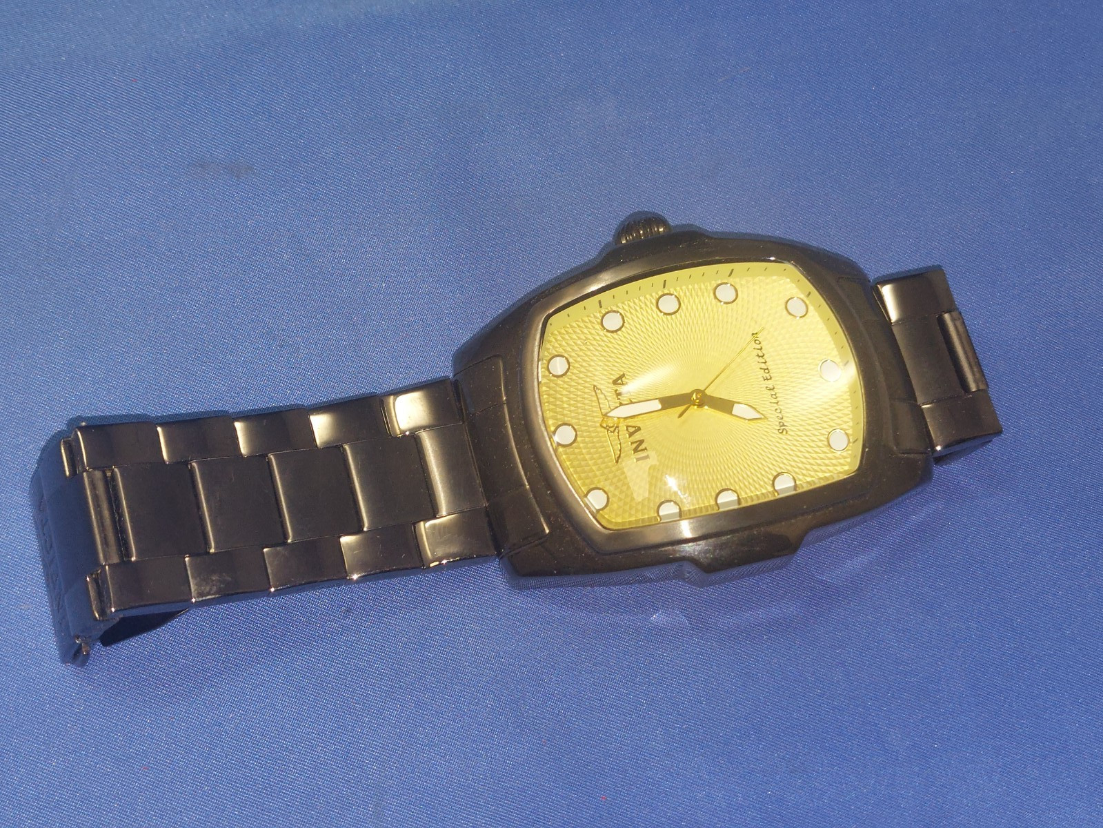 Mens Invicta Lupa Special Edition Tritnite Water Resistant 100 Feet Model 17768