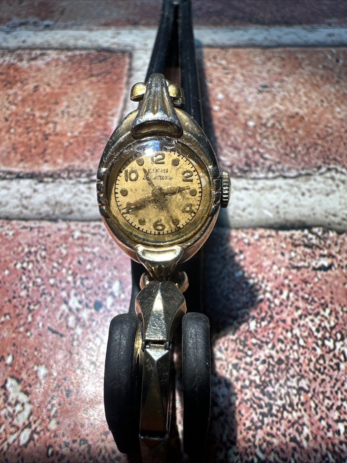 Vintage Elgin de luxe MANUAL Women’s 10k GF watch Finesse GF Stretch BAND Runs