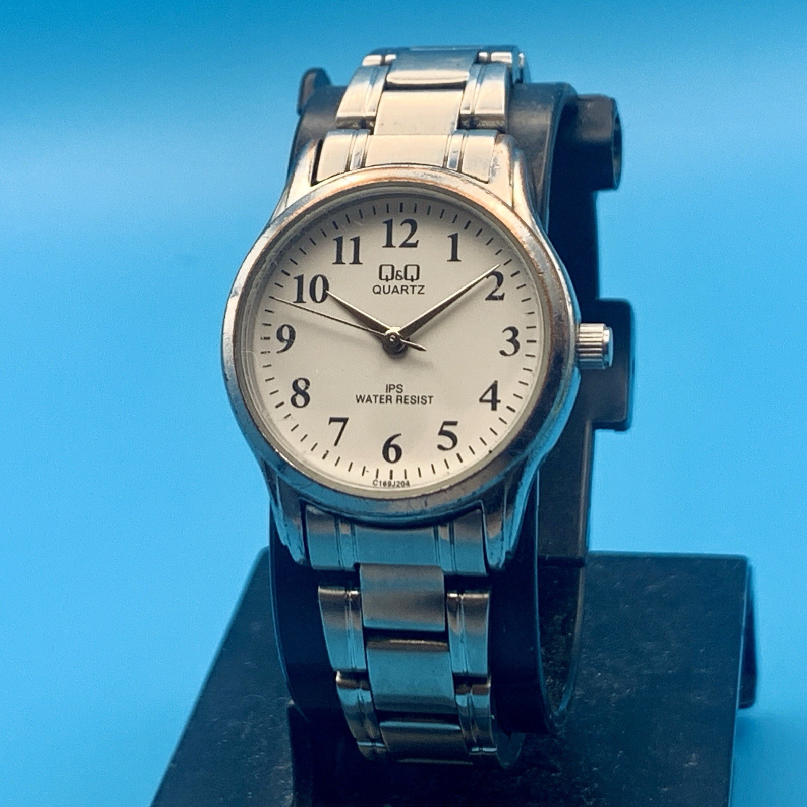 Q&Q By CITIZEN Women’s Fashion Quartz Wristwatch Easy Reader Working New Battery