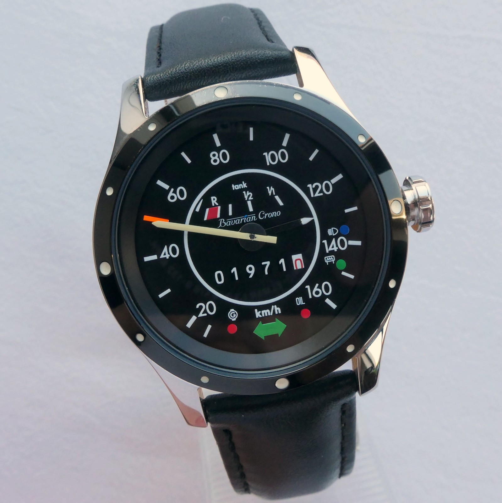 Volkswagen VW 1968 Beetle Bug Kafer Classic Speedometer Car Accessory Watch