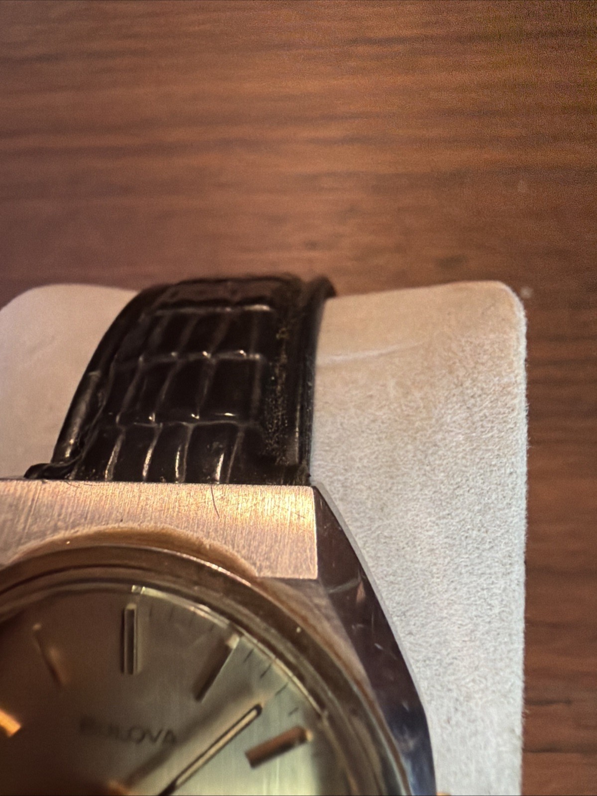 Vintage Bulova Men’s Quartz Watch DayDate Display Needs New Battery Leather Band