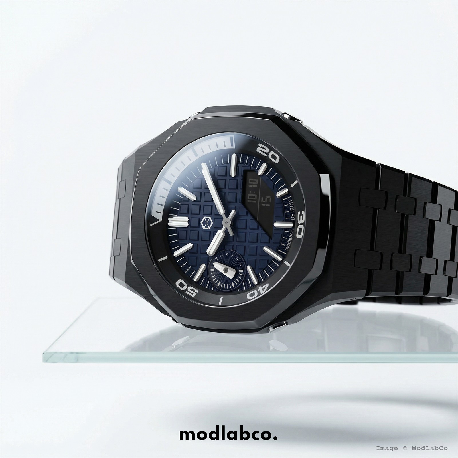MLC-333 modlab company BESPOKE Octagonal Navy Dial Black Metal 42mm Custom Watch