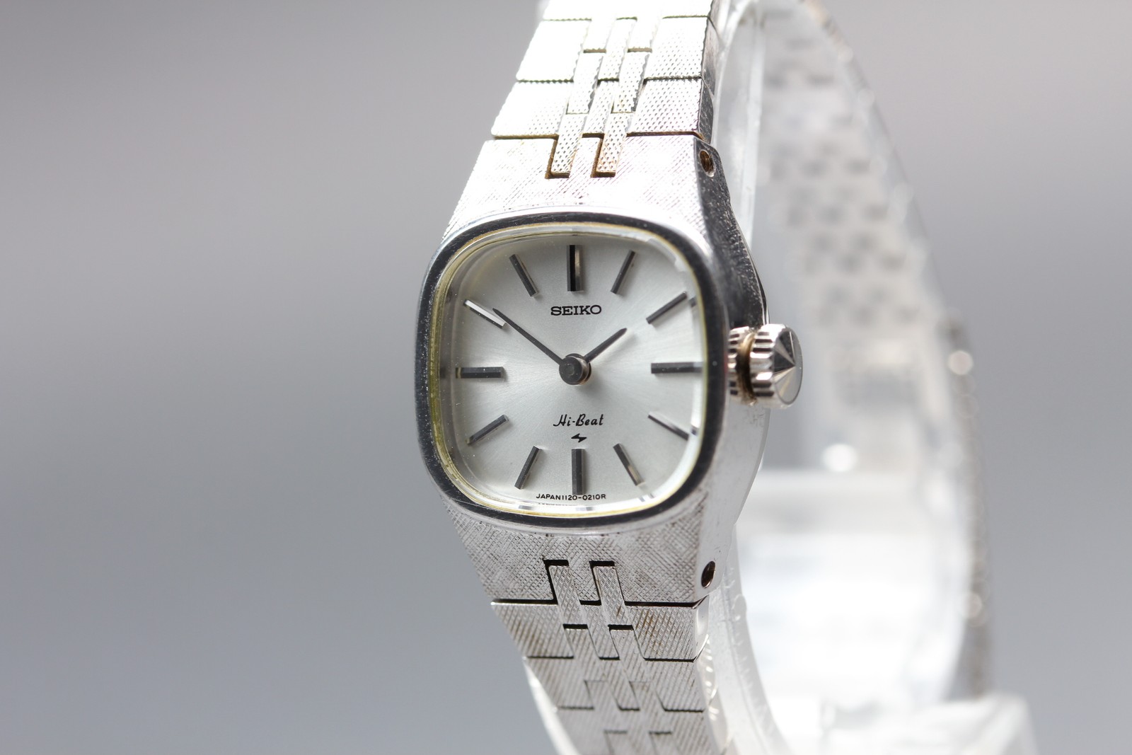 Vintage 1975 N MINT Seiko Bracelet Hi-Beat 1120-3060 23J Womens Watch JAPAN