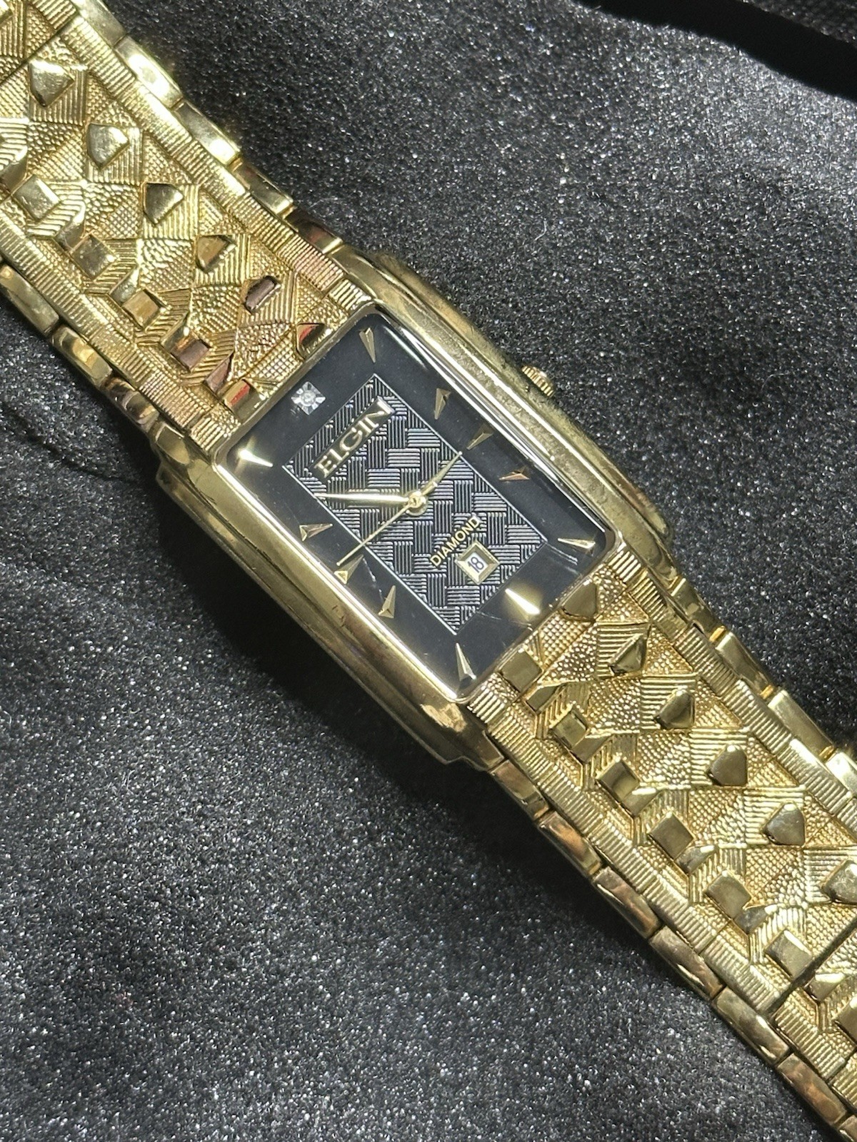 Elgin FG8014 Men’s Quartz Rectangle Watch Black Dial Date Diamond Gold Bracelet