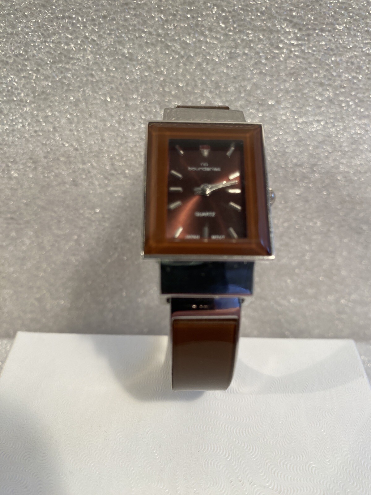 No Boundaries Women’s 13084 Quartz Watch – Stainless Steel – Japan NEW Battery