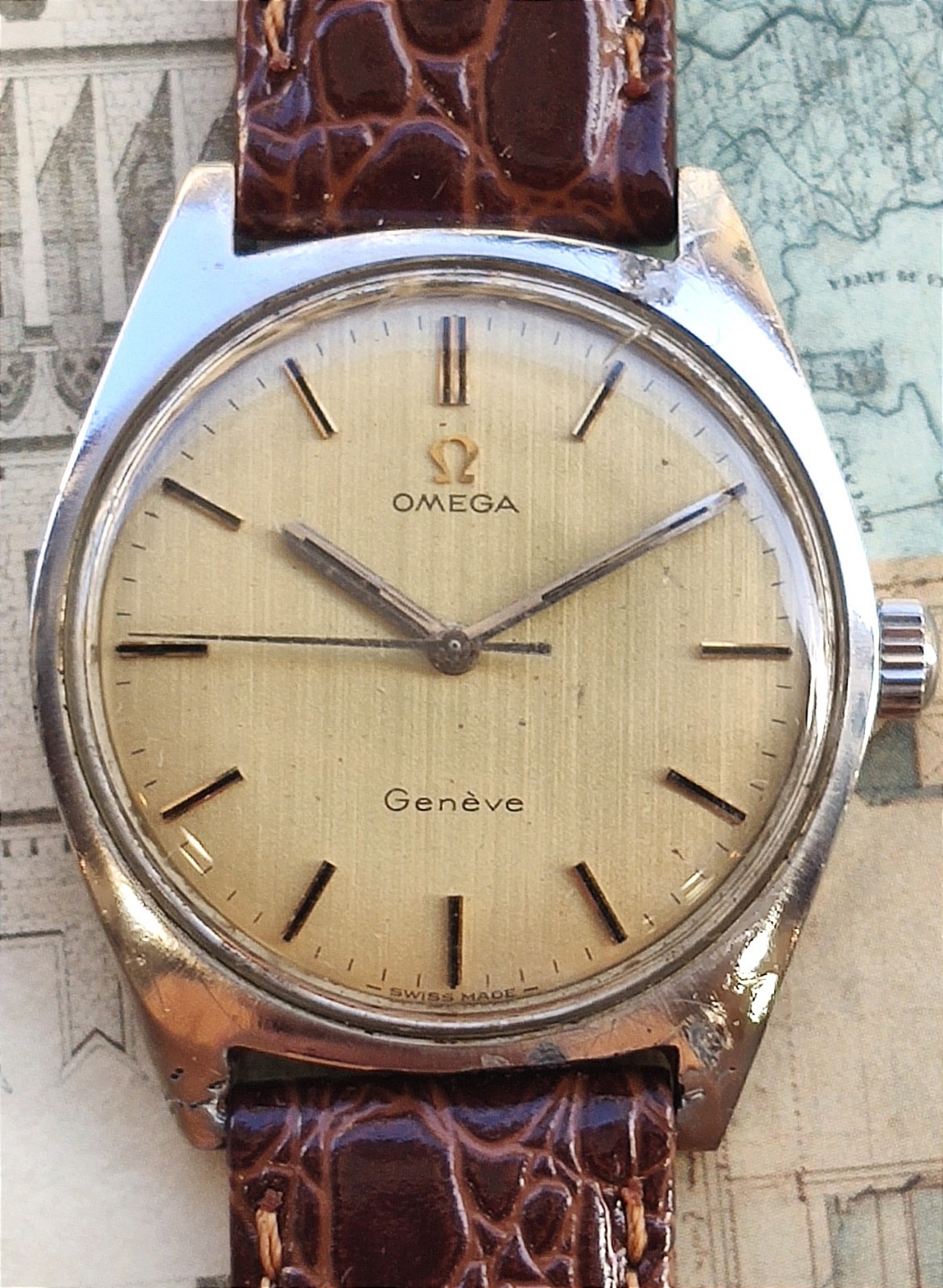 Omega Geneva 135.041 Cal. 601 – Vintage 1960s – Steel 34.5mm – Square Soleil