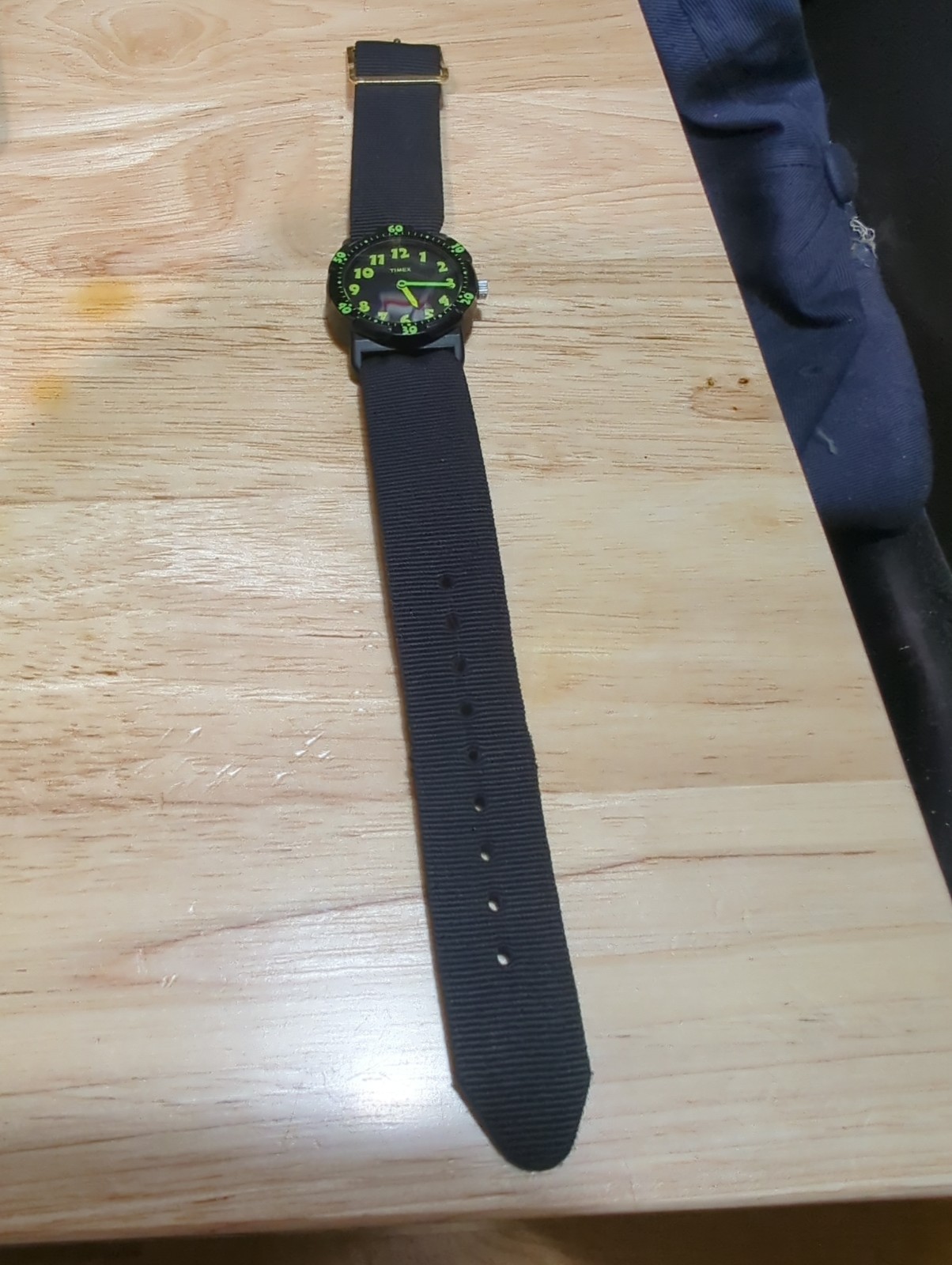 Vintage Timex Gizmoz Watch Neon Green & Black kids Boys teen 27.5mm Very Nice