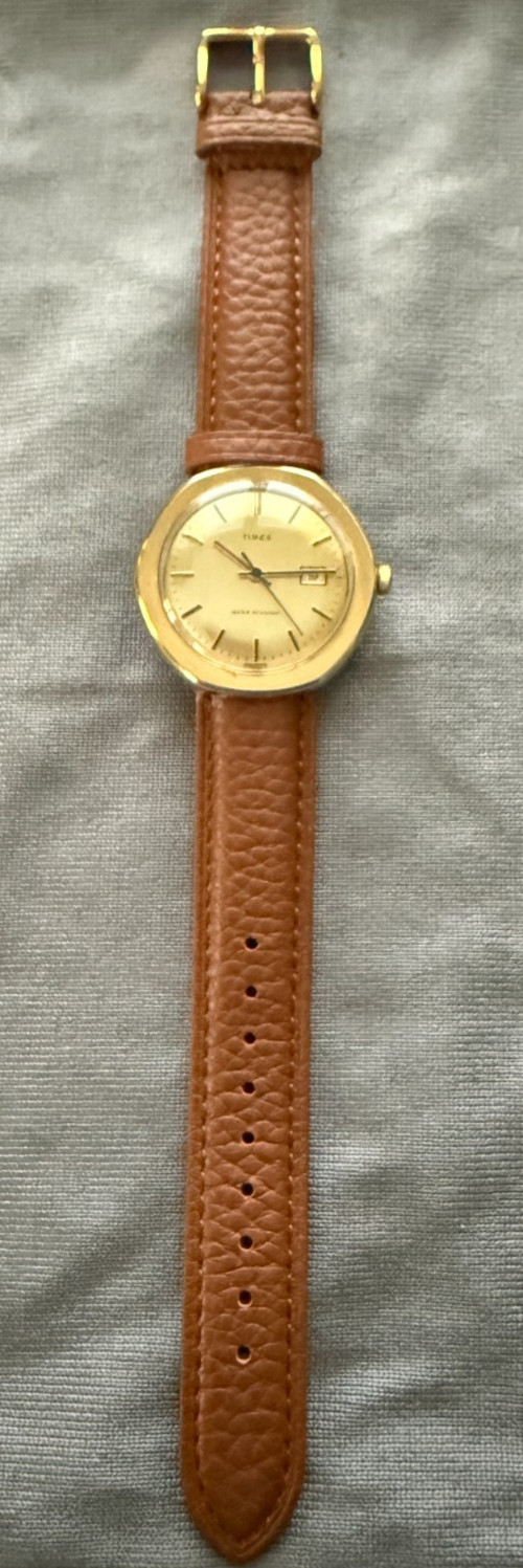 1977 Timex Marlin Calendar 2776002577 Manual Wind 38mm Working Vintage Watch