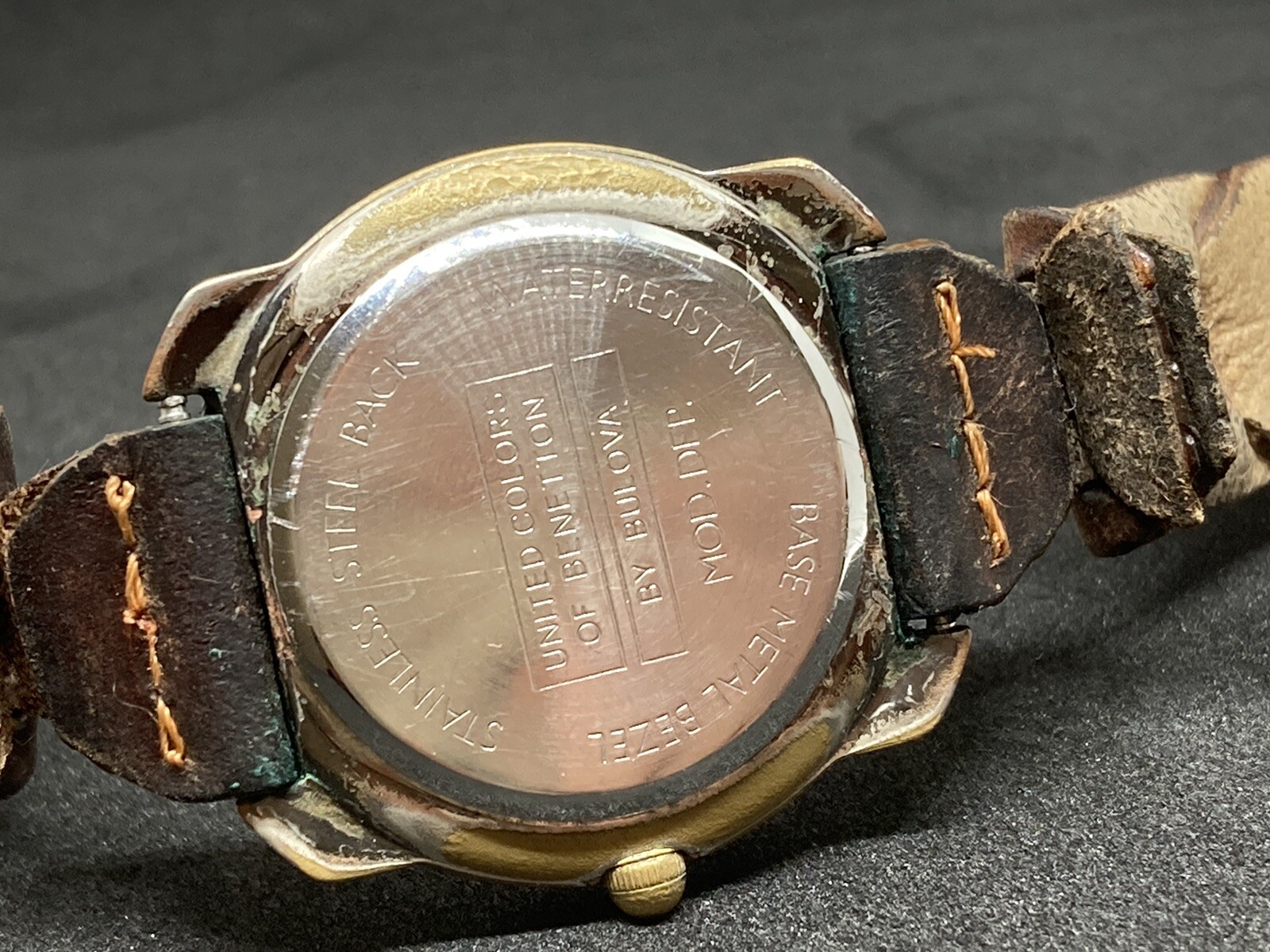 Vintage United Colors of Benetton by Bulova Leather band Dakota watch