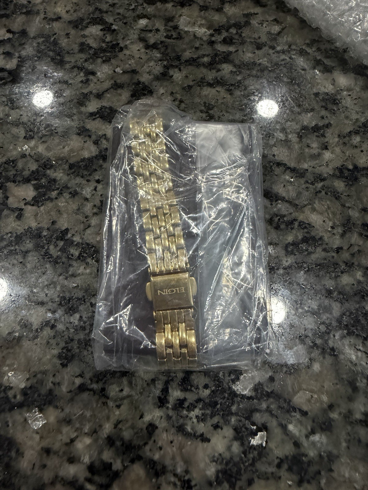Elgin Women’s Dress Quartz Rectangle Watch White Dial Gold Bracelet