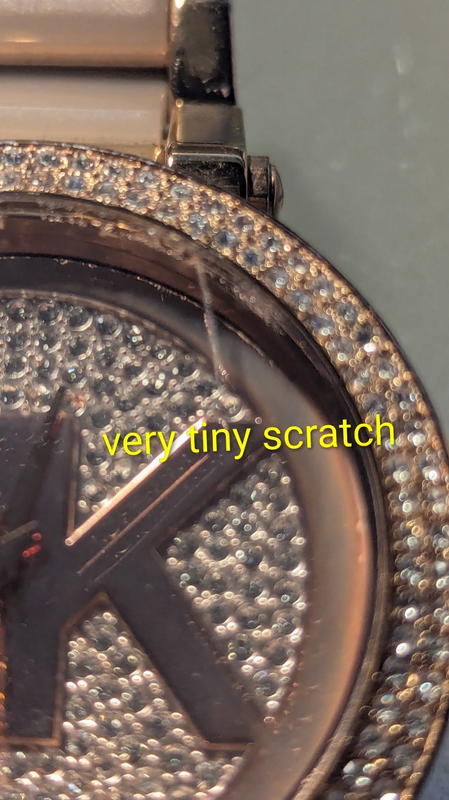 ⏱️ Unisex Michael Kors MK1676 – Sparkle in Every Second – 39mm – 6.25″ to 7.25″