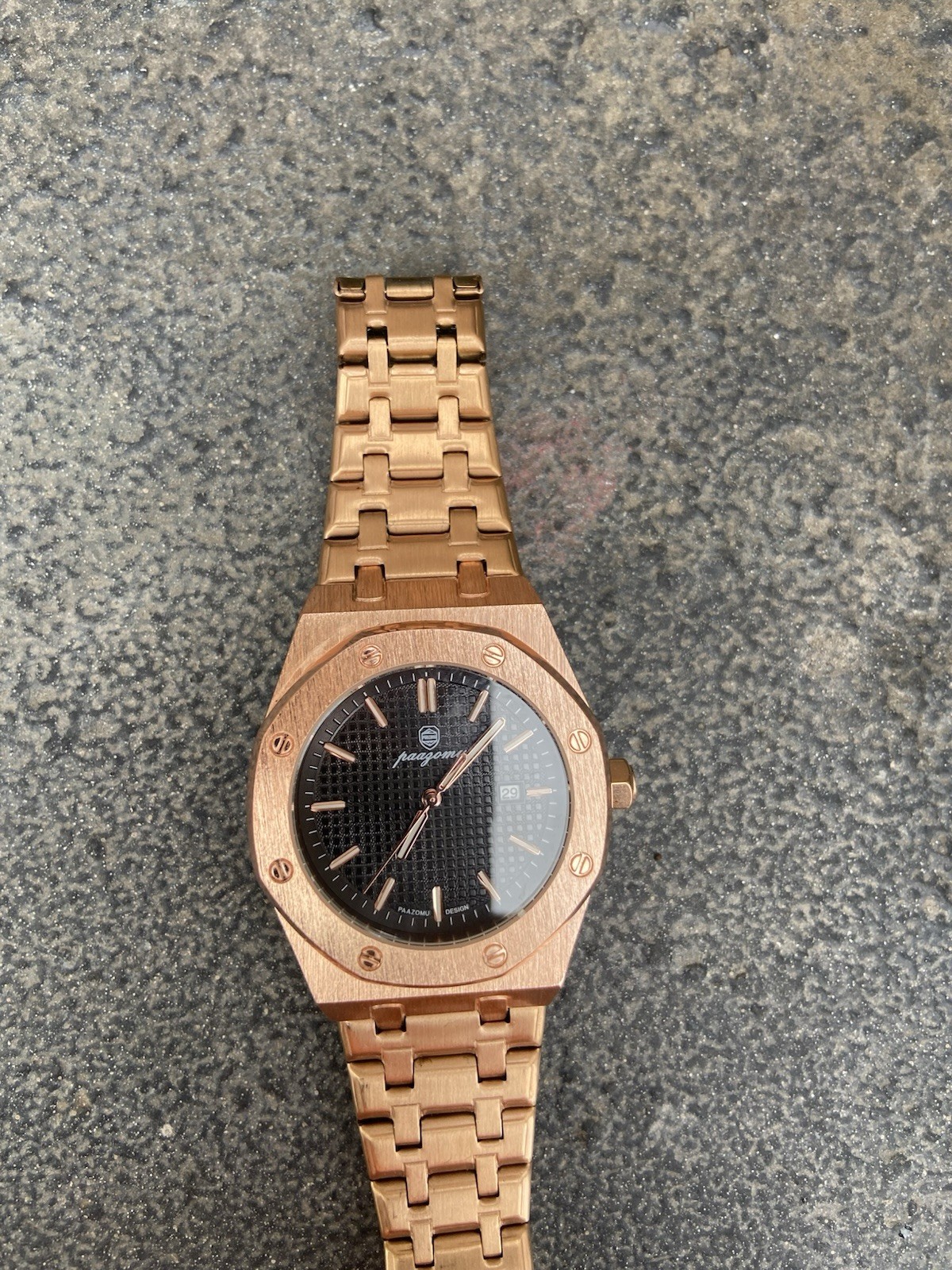 PAAZOMU Luxury Quartz Watch Date Watch High Quality Working-Clasp Broken-Read!!!