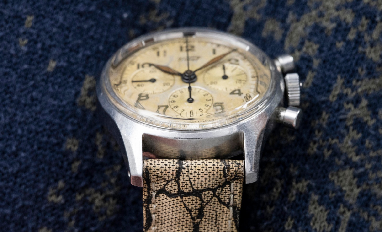 Tissot Chronograph – Cal 27CH – Omega Crown – Tropical Butterscotch Dial – 1947