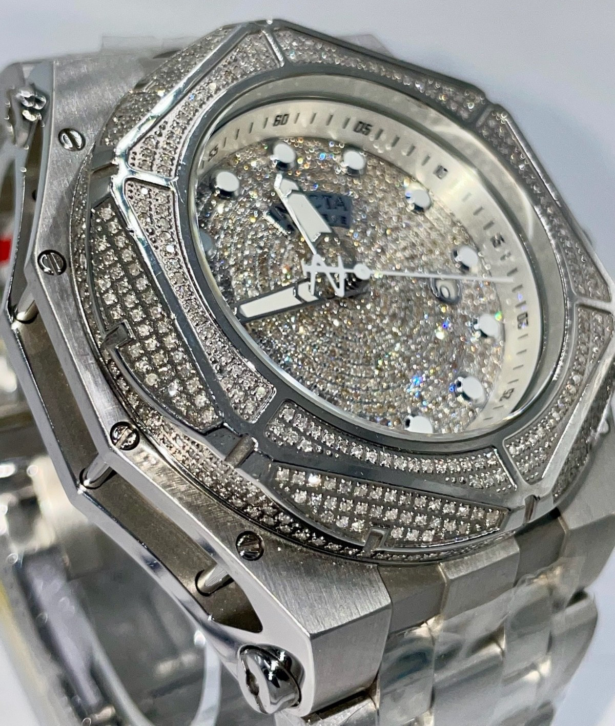 Invicta Reserve Carbon Hawk, 54.50mm, Stainless Steel 4.28ctw Pave Diamond 38943